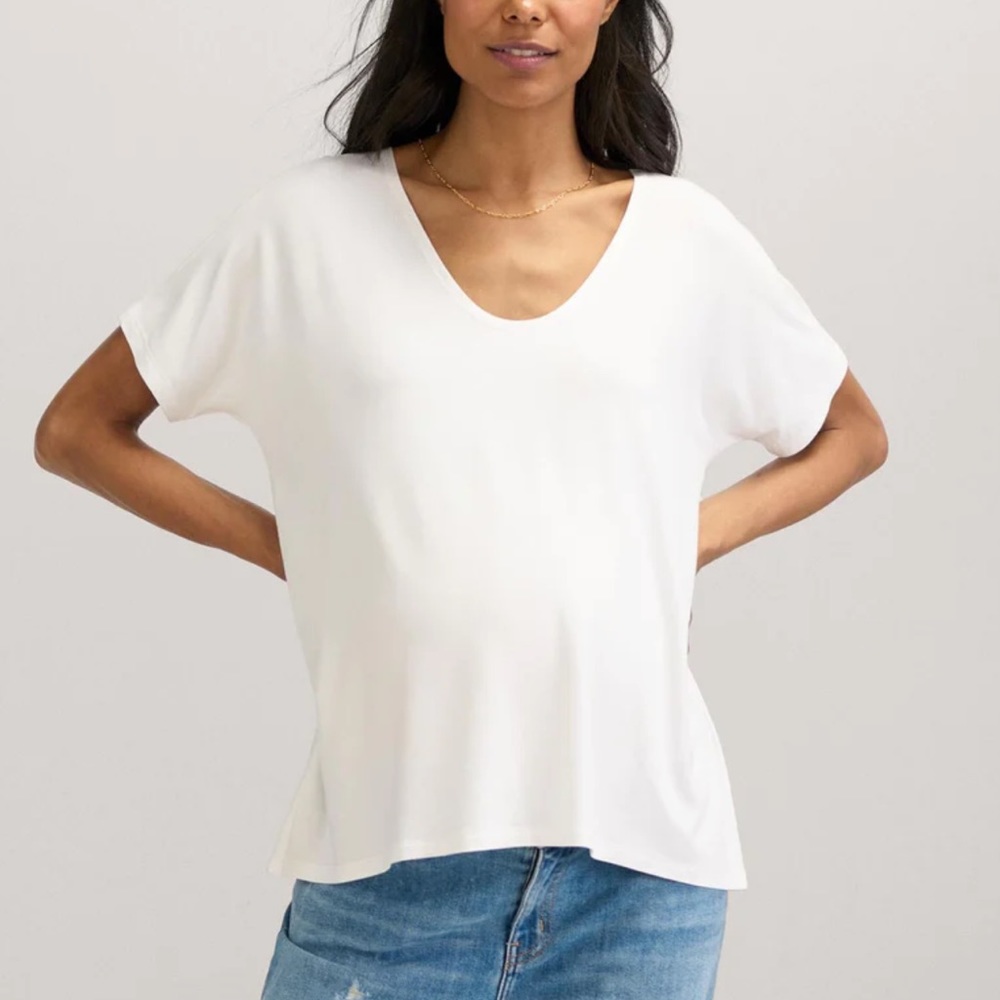 Two Hatch “the perfect Vee” maternity tshirts, Size 1. Great condition.